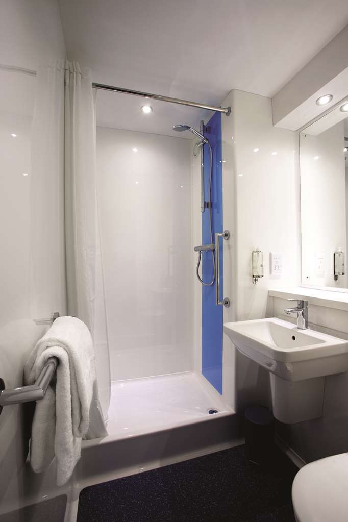 Hotel Travelodge Sunbury M3 Londra