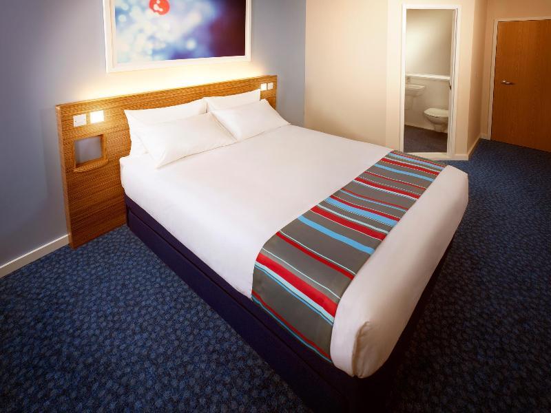 Travelodge Sunbury M3 3* Londra